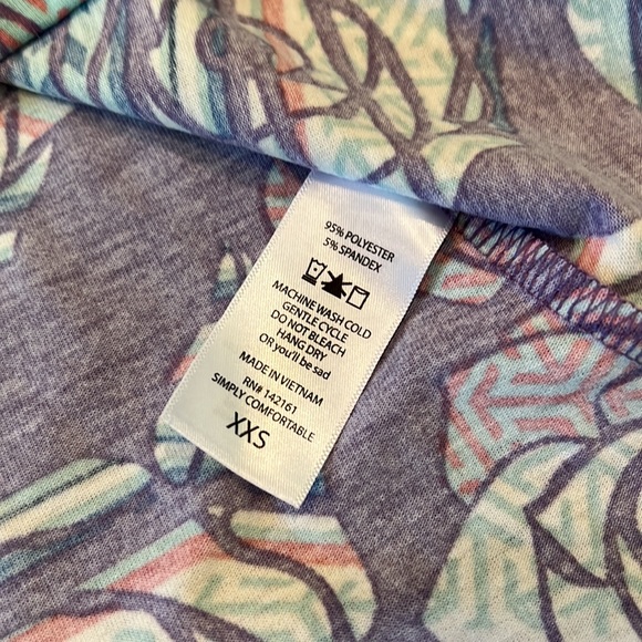 LuLaRoe Carly- Rose print! - Picture 4 of 4